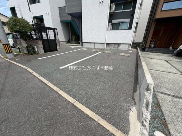 ディアコート琴平（202） 駐車場