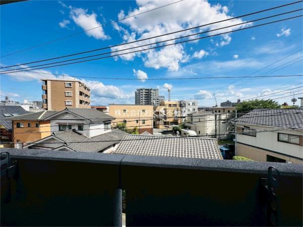 カルフールＢ．Ｃ白山（302） 眺望