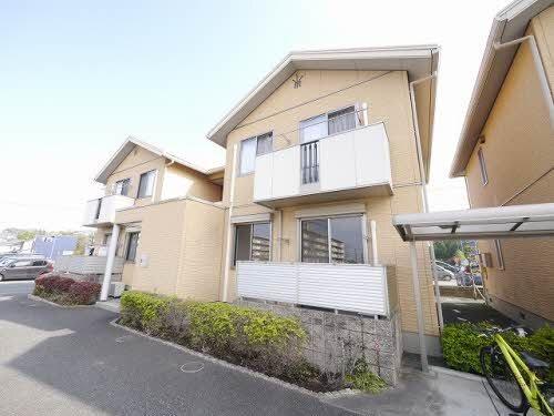 シャトーグローリー　Ｃ棟（102） 外観