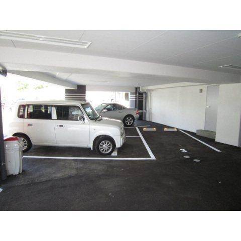 ライズ保田窪（601） 駐車場