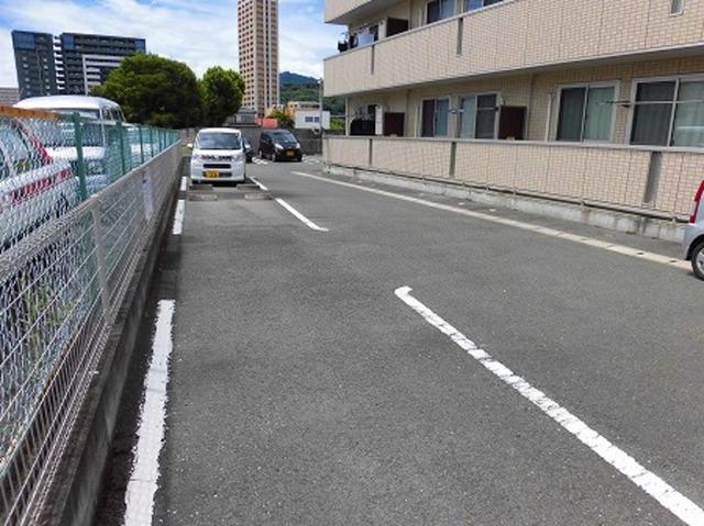 メゾン木棉葉（103） 駐車場