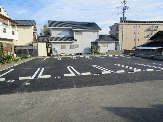 グランドヴィラ　A棟（103） 駐車場