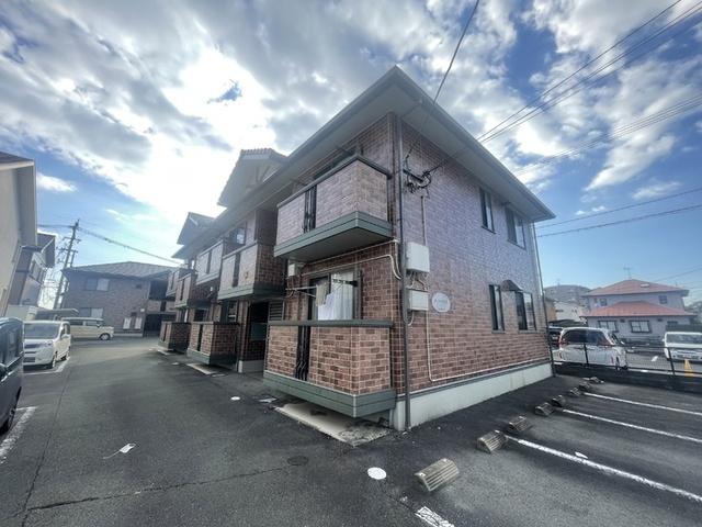 ルミエール上代　B棟（103） 外観