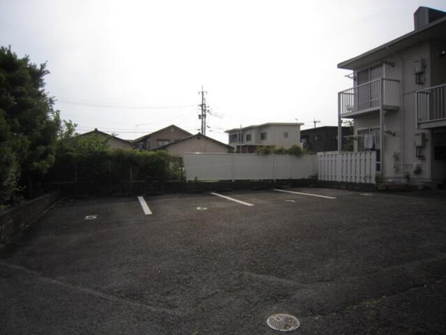 プレジールみゆき　B棟（102） 駐車場