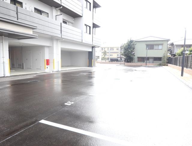 Ｄ’プレイス　九品寺（403） 駐車場