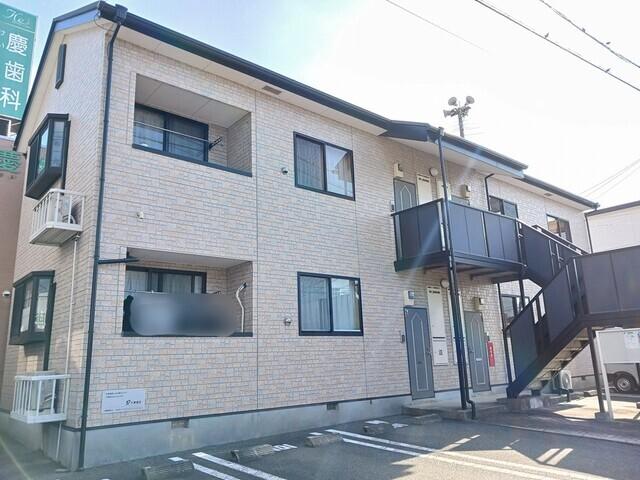 クアトロ（202） 外観