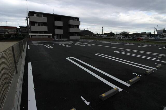 グレース下南部（105） 駐車場