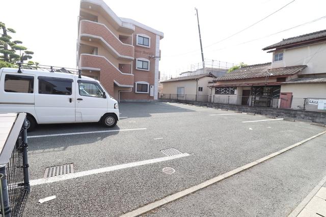 チェリーブランチ（303） 駐車場