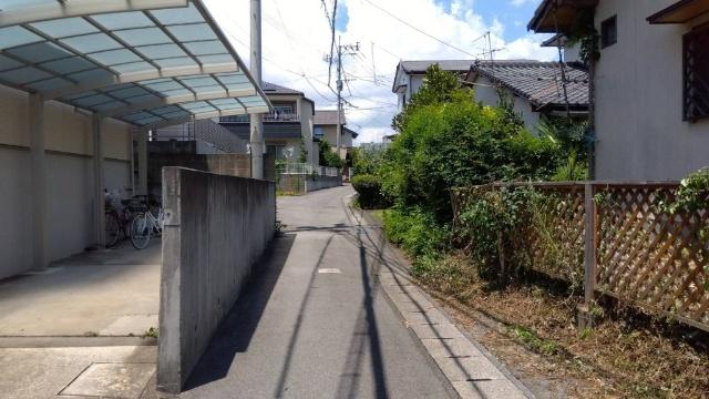 桜木4丁目分譲地（1） 前面道路含む現地写真