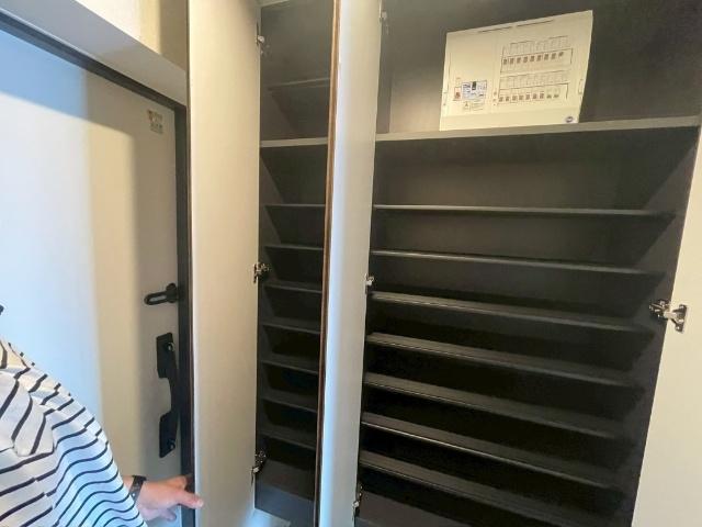 レーベン熊本駅レクシア 玄関