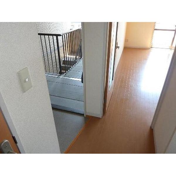 グランドール連取Ｅ（202） 玄関