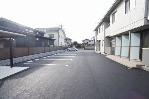 フェリチタⅢ（202） 駐車場