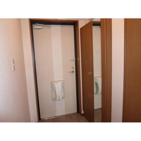 マンションドーチェスター（401） 玄関