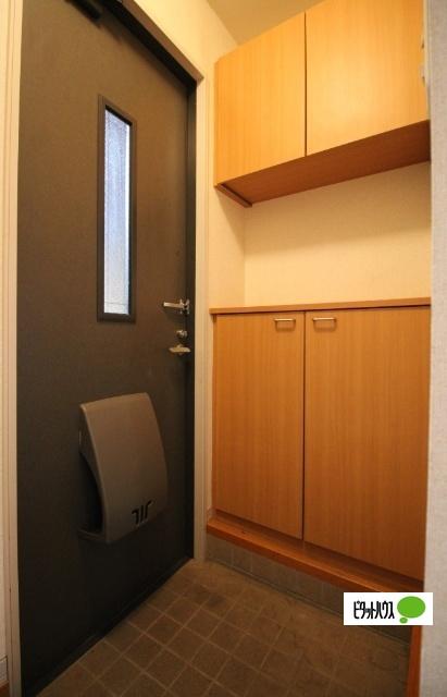 グランドール連取Ｅ（101） 玄関