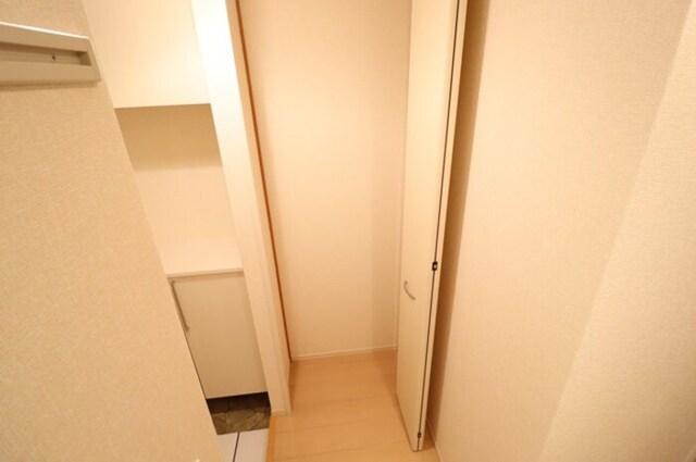 ファミーユ　Ｃ（102） 部屋画像