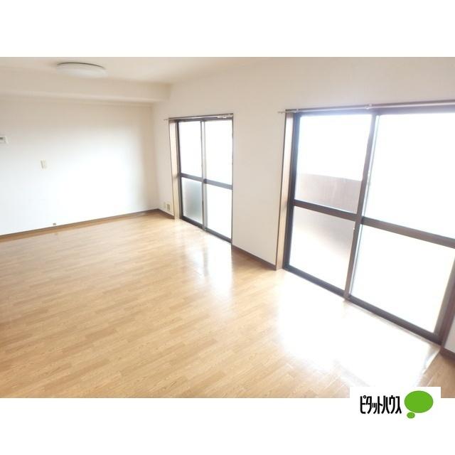 フォレストマンション（305） リビング