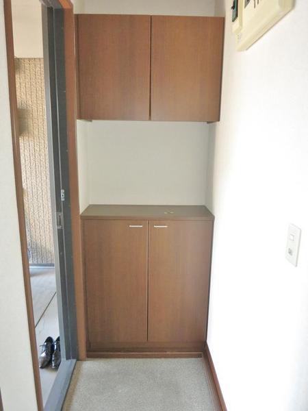 伊勢崎市韮塚町アパート 玄関