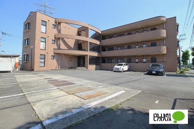プレシャス（101） 駐車場