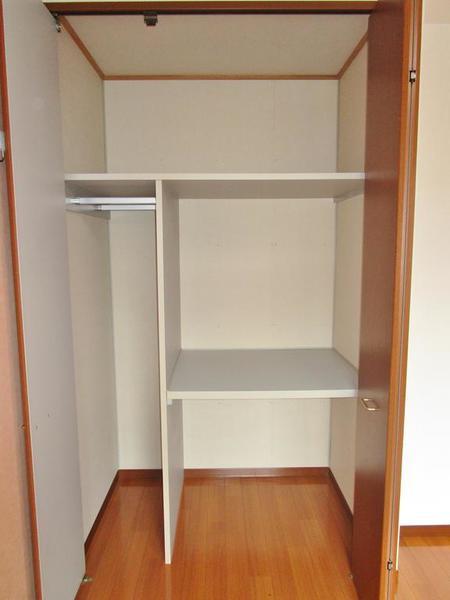 アマンジオＢ（101） 収納