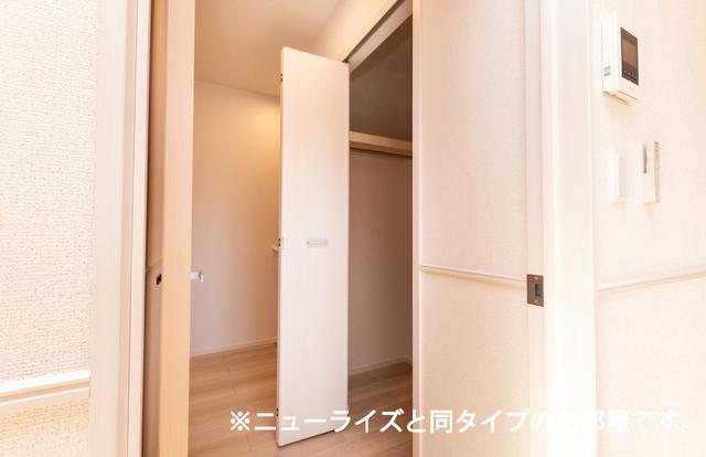 フローレス　コート　Ⅰ（201） 収納