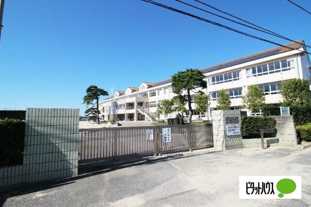 伊勢崎市立あずま中学校：2605m