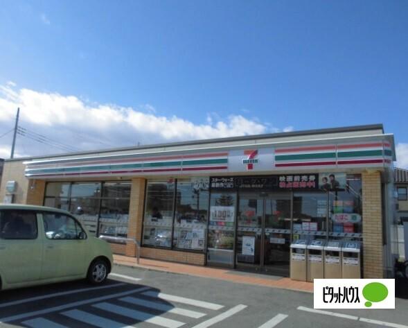 セブンイレブン伊勢崎安堀町店：232m