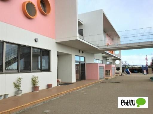 幼保連携型認定こども園ゆたか第二保育園：881m