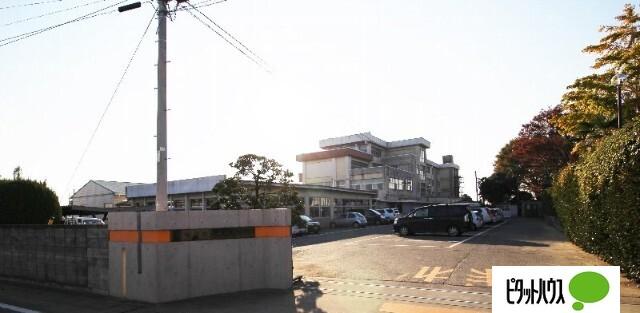伊勢崎市立境北中学校：3121m