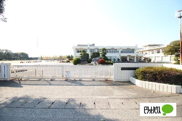 伊勢崎市立名和小学校：1214m