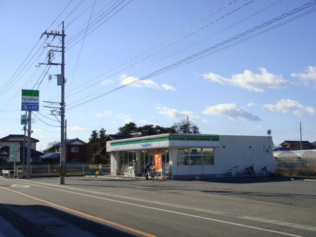 ファミリーマート伊勢崎山王町店：596m