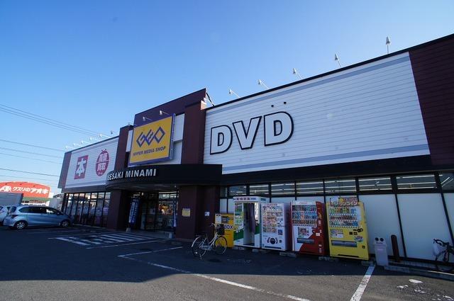 ゲオ伊勢崎南店：951m