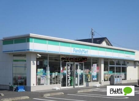 ファミリーマート伊勢崎連取元町店：290m