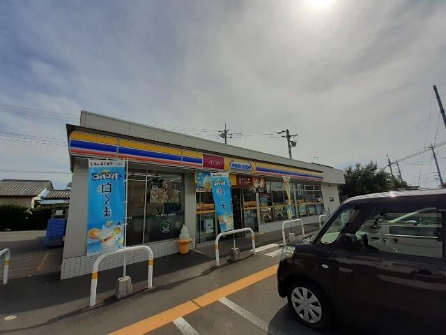 ミニストップ伊勢崎豊城町店：883m