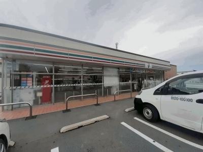セブンイレブン伊勢崎長沼町店：255m