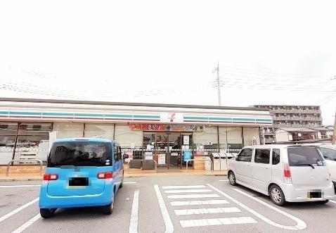 セブンイレブン伊勢崎昭和町店：417m