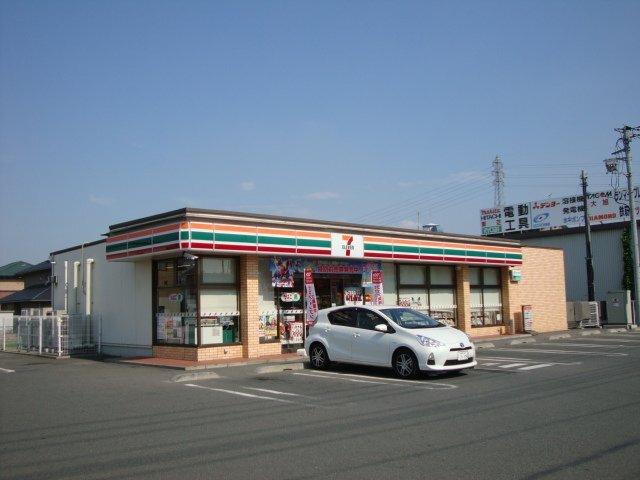 セブンイレブン玉村上之手店：338m