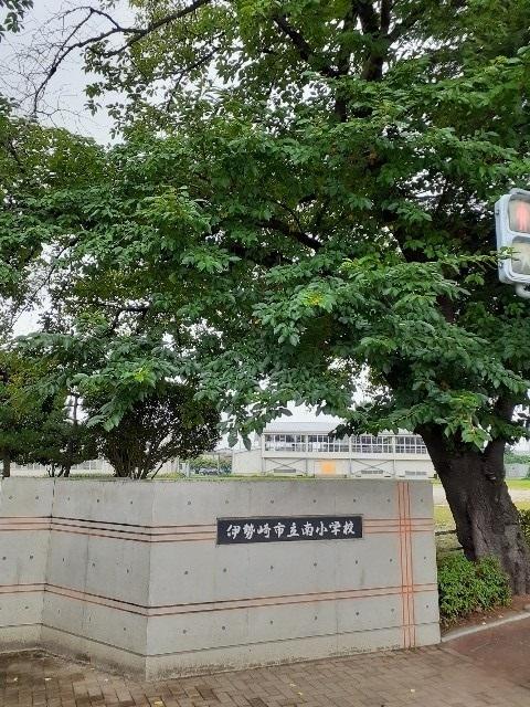 伊勢崎市立南小学校：1000m