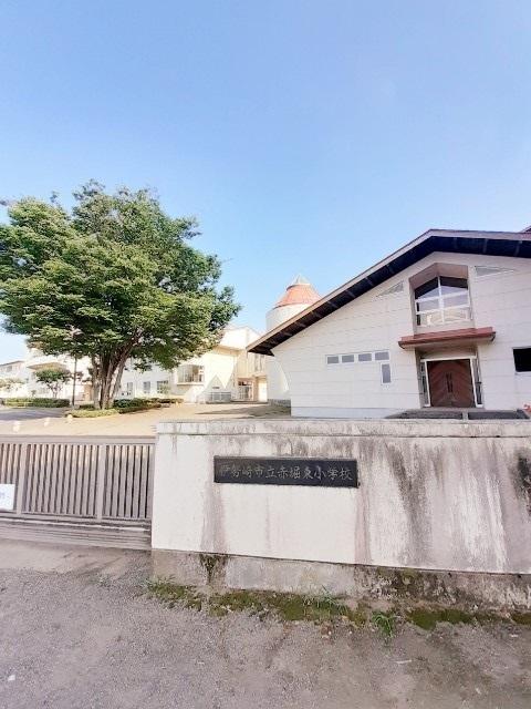 伊勢崎市立赤堀東小学校：1149m