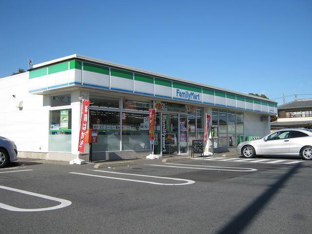 ファミリーマート日野屋伊勢崎南：450m