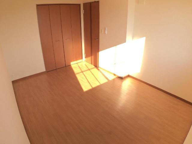 レイク・ガーデン 部屋画像