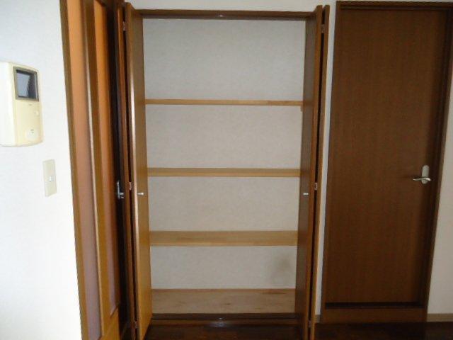 エスポアールＫ 収納
