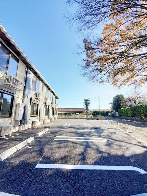 チェレステ（104） 駐車場