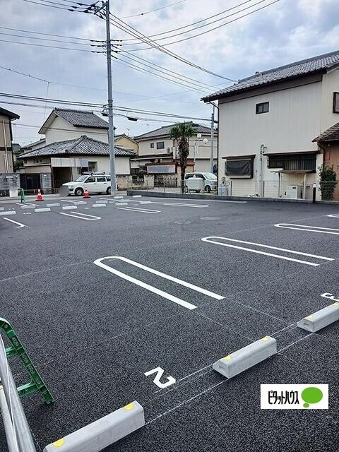 パーチェム（202） 駐車場