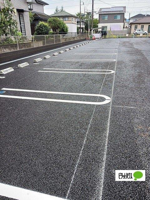 ルパルク　Ⅱ（102） 駐車場