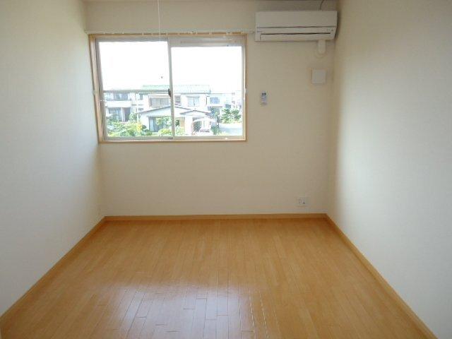 ファーストルームズ 部屋画像