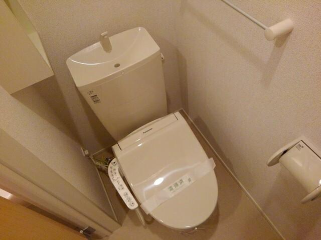 Ａｍａｚｉｎｇ　ＳｑｕａｒｅＢ（102） トイレ