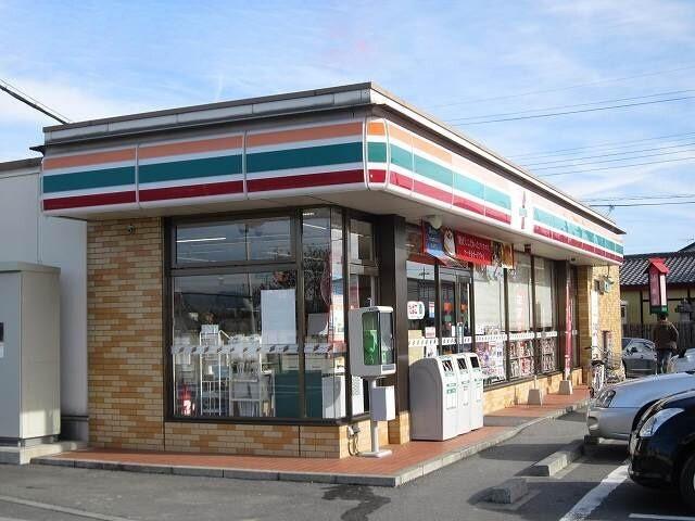 セブンイレブン前橋二之宮町店：1300m