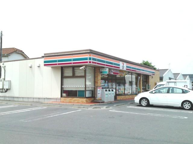 セブンイレブン前橋前箱田町店：355m
