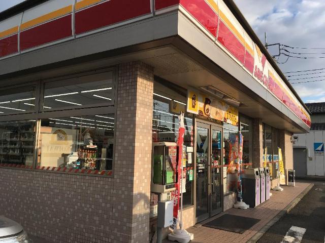 セーブオン伊勢崎連取南店：706m