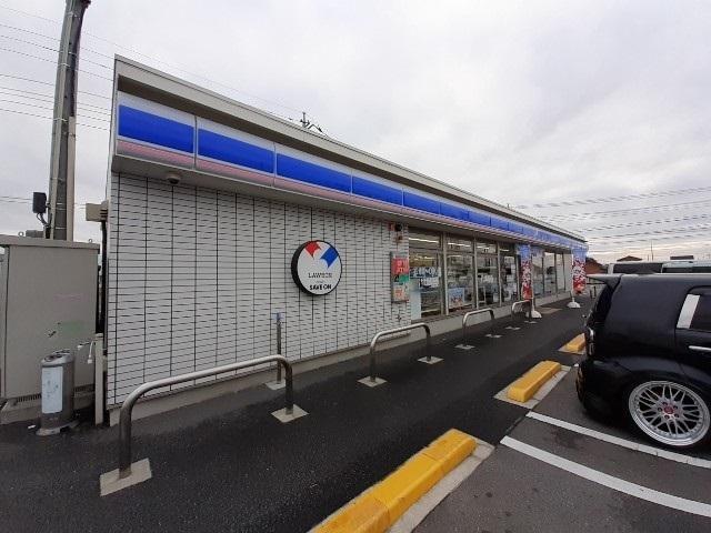 ローソン前橋南インター店：300m